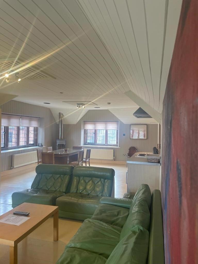 Thornton Manor - Holiday Cottages And Apartments Heswall Quarto foto